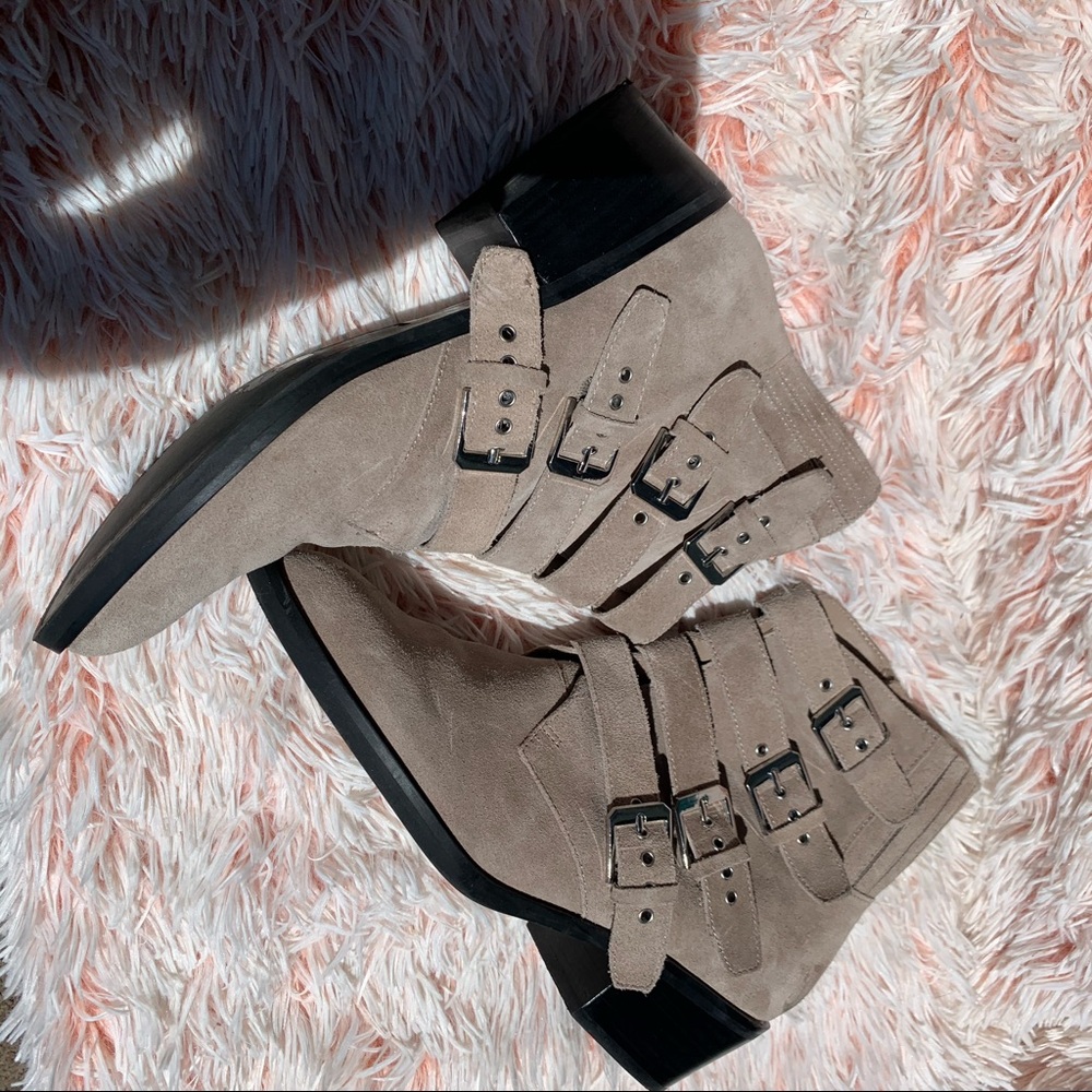 Dolce Vita Tae Buckle Ankle Bootie Suede Size 10